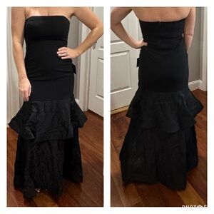 Elegant Black Strapless Evening Gown